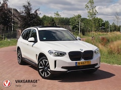 BMW iX3 - Executive 80 kWh | Panoramadak | NL-Auto | Camera |