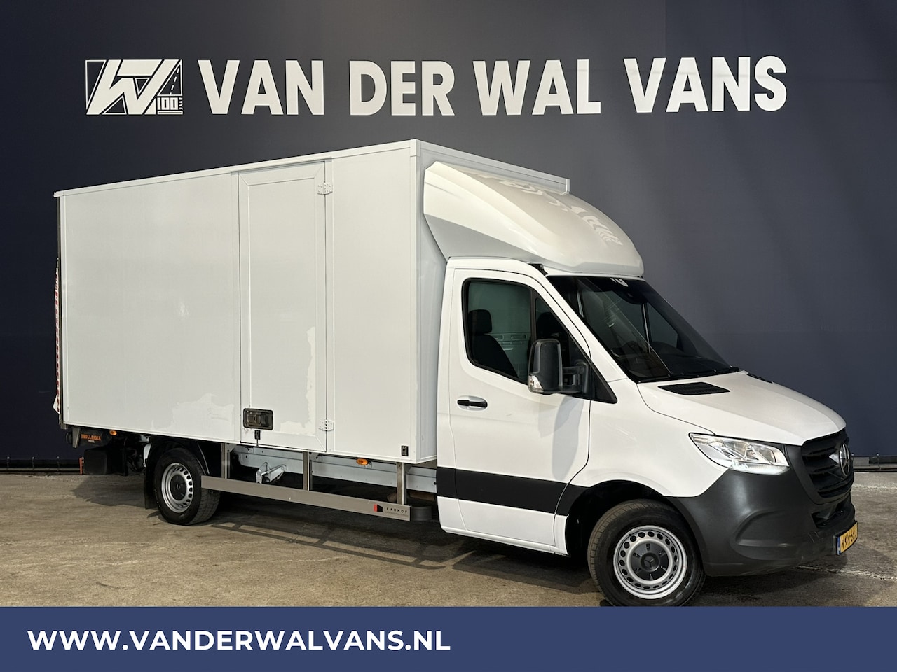 Mercedes-Benz Sprinter - 314 CDI Bakwagen Laadklep Zijdeur 1020kg Laadvermogen Euro6 Airco | Camera | Apple Carplay - AutoWereld.nl