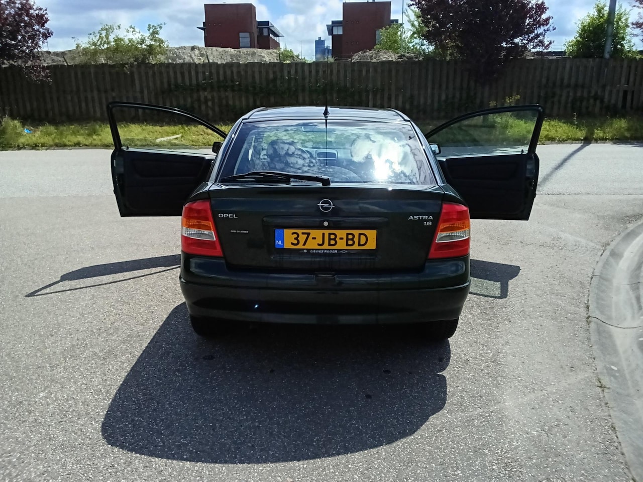 Opel Astra - 1.6 GL zeer goed 178000km!