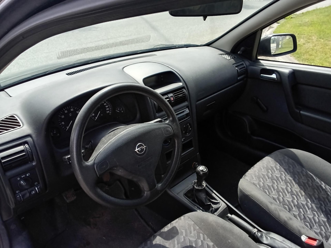 Opel Astra - 1.6 GL zeer goed 178000km!