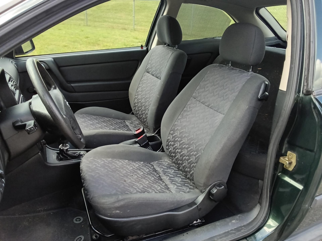 Opel Astra - 1.6 GL zeer goed 178000km!
