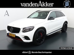 Mercedes-Benz GLC-klasse - 250 AMG // Panoramadak // Trekhaak // 22 inch // AMG grille // Camera // Night pakket // S