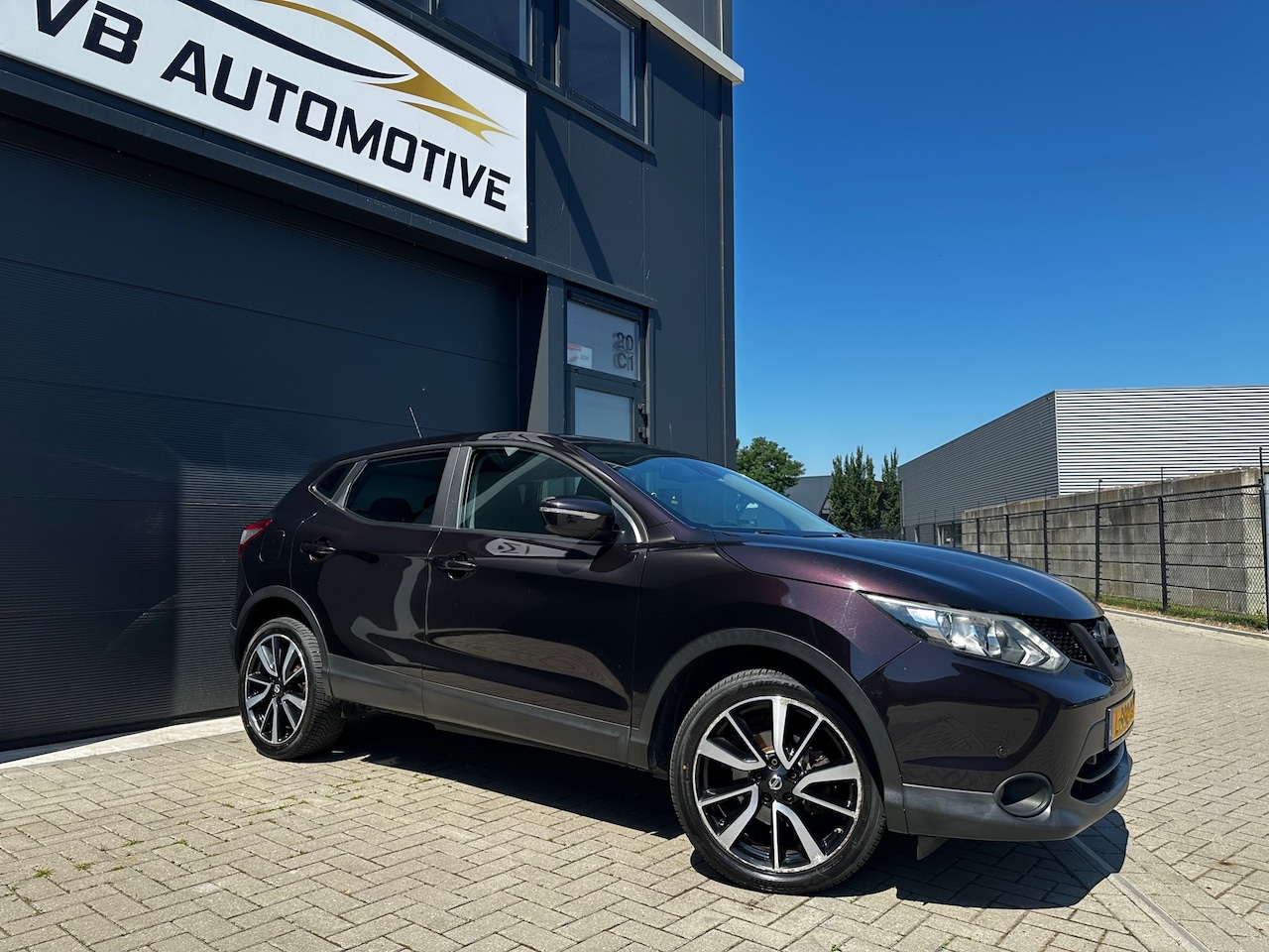 Nissan Qashqai - 1.2 Acenta | Camera | Stoelverwarming | Rijhulp | Distributieketting & Service Nieuw - AutoWereld.nl