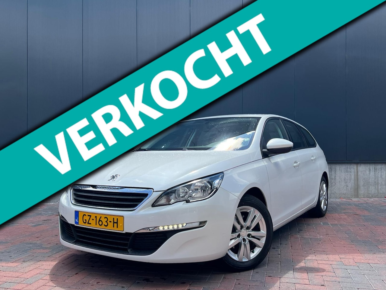 Peugeot 308 SW - 1.2 PureTech Blue Lease * Cruise * Clima * Navi * - AutoWereld.nl