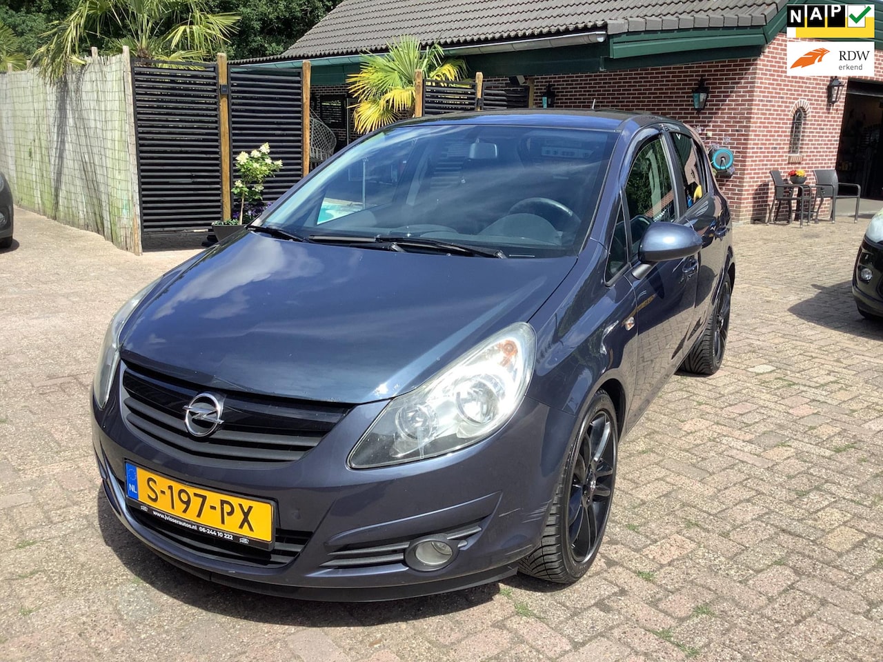 Opel Corsa - 1.2-16V Sport NIEUWE APK 07-2026 - AutoWereld.nl