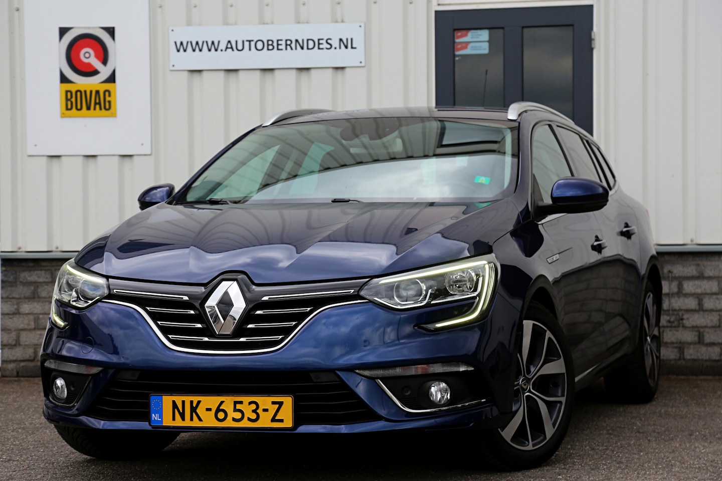 Renault Mégane Estate - 1.2 TCe Bose*NL-Auto*Perfect Onderh.*Massage/Dodehoek/Keyless Entry+Go/Camera/Aut. Parkere - AutoWereld.nl