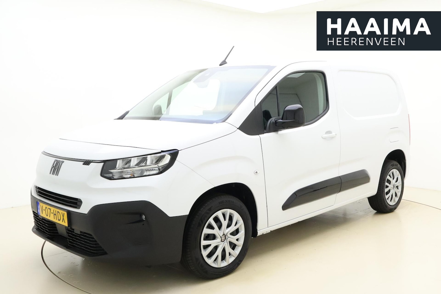Fiat Doblò - 1.5 BlueHDi 100pk S&S L1 1000kg | DEMO | Climate control | Keyless | Stoel & Stuurverwarmi - AutoWereld.nl