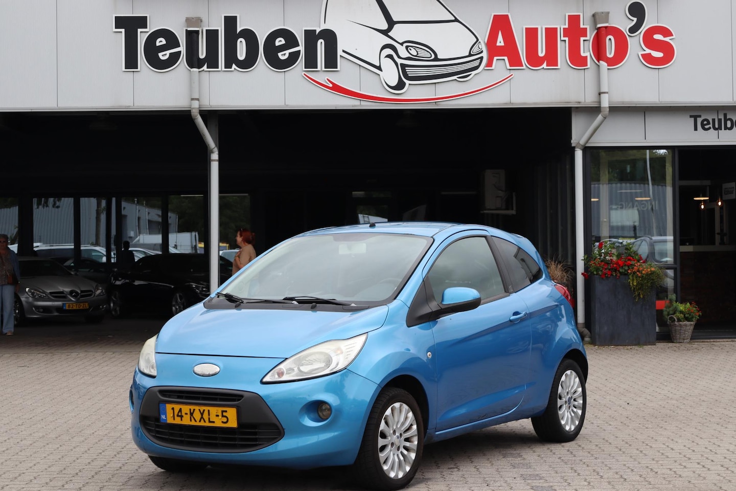 Ford Ka - 1.2 Titanium Airco, Radio cd speler, Elektrische ramen, Lichtmetalen wielen - AutoWereld.nl