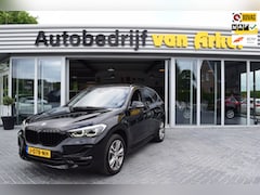 BMW X1 - SDrive20i High Executive trekhaak leer