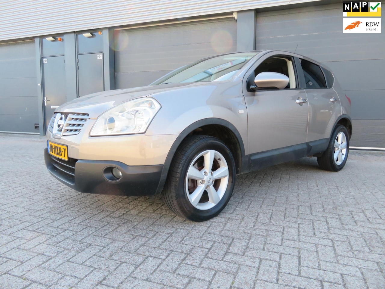 Nissan Qashqai - 2.0 Acenta nieuwstaat nieuwe apk 2026 - AutoWereld.nl
