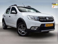 Dacia Sandero Stepway - 0.9 TCe SL Parkeerhulp voor en achter, Parkeercamera, Cruisecontrol, Navigatie fullmap