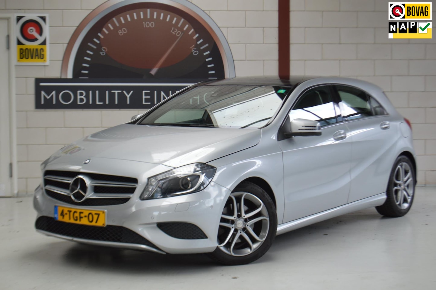 Mercedes-Benz A-klasse - 200 Amb.1e eig Dealeronderh Xenon PANO 45K nieuwprijs - AutoWereld.nl