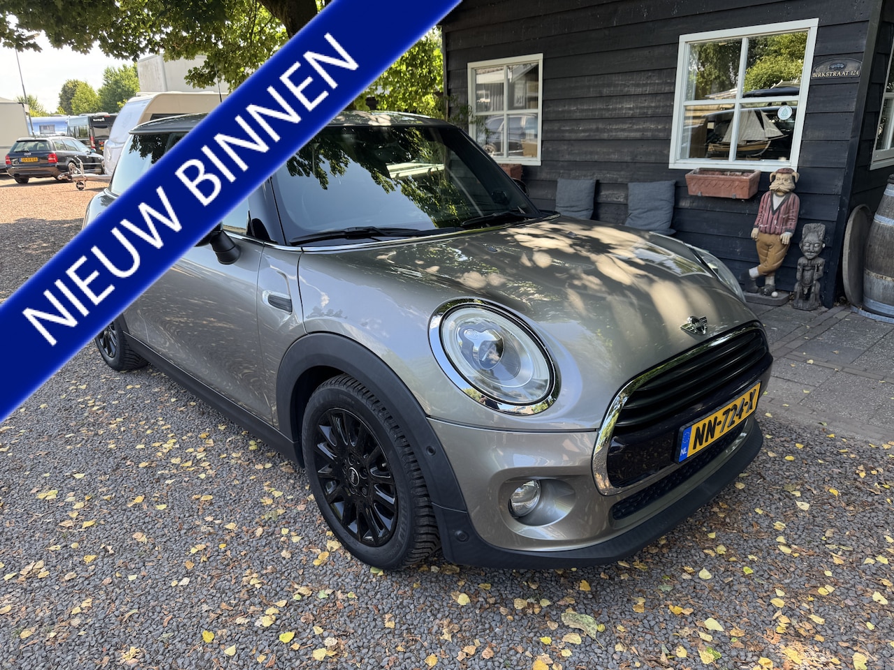 MINI Cooper - Mini 1.5 Serious Bus. PANO|CAM|H&K|HEAD.UP - AutoWereld.nl