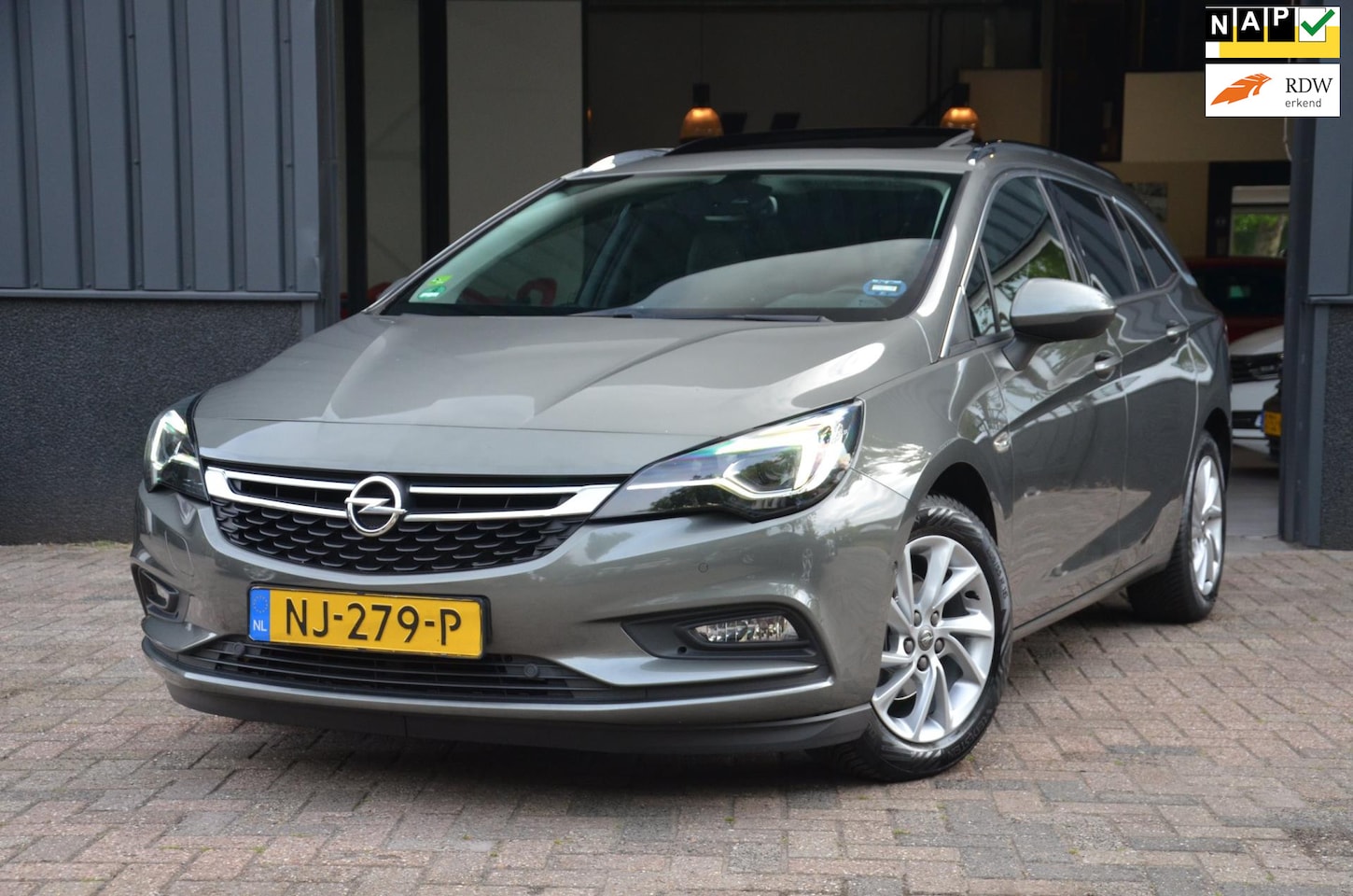 Opel Astra Sports Tourer - 1.0 Innovation VOL OPTIES|AUT|PANO|MASSAGE - AutoWereld.nl