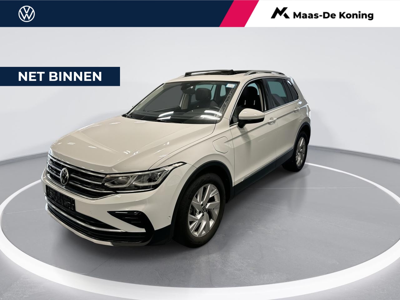 Volkswagen Tiguan - 1.4 Tsi 245pk DSG eHybrid Elegance · Panoramadak · Camera · Apple/Android Car Play · Navi - AutoWereld.nl