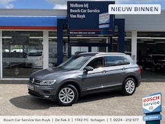 Volkswagen Tiguan - 1.4 TSI Comfortline Business / NL-Auto / Adaptieve Cruise-Control / Climate-Control / Appl