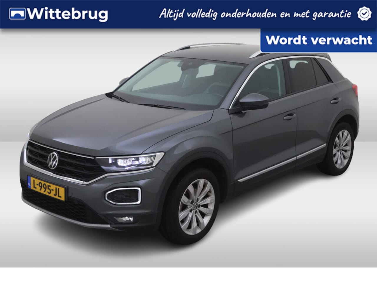 Volkswagen T-Roc - 1.5 TSI Sport / DSG / Virtual Cockpit / Navi / LED / Climate Control / Camera / Trekhaak / - AutoWereld.nl