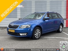 Skoda Octavia Combi - 1.6 TDI Greentech Ambition Businessline | Climate | Cruise | Navi | PDC | Trekhaak |