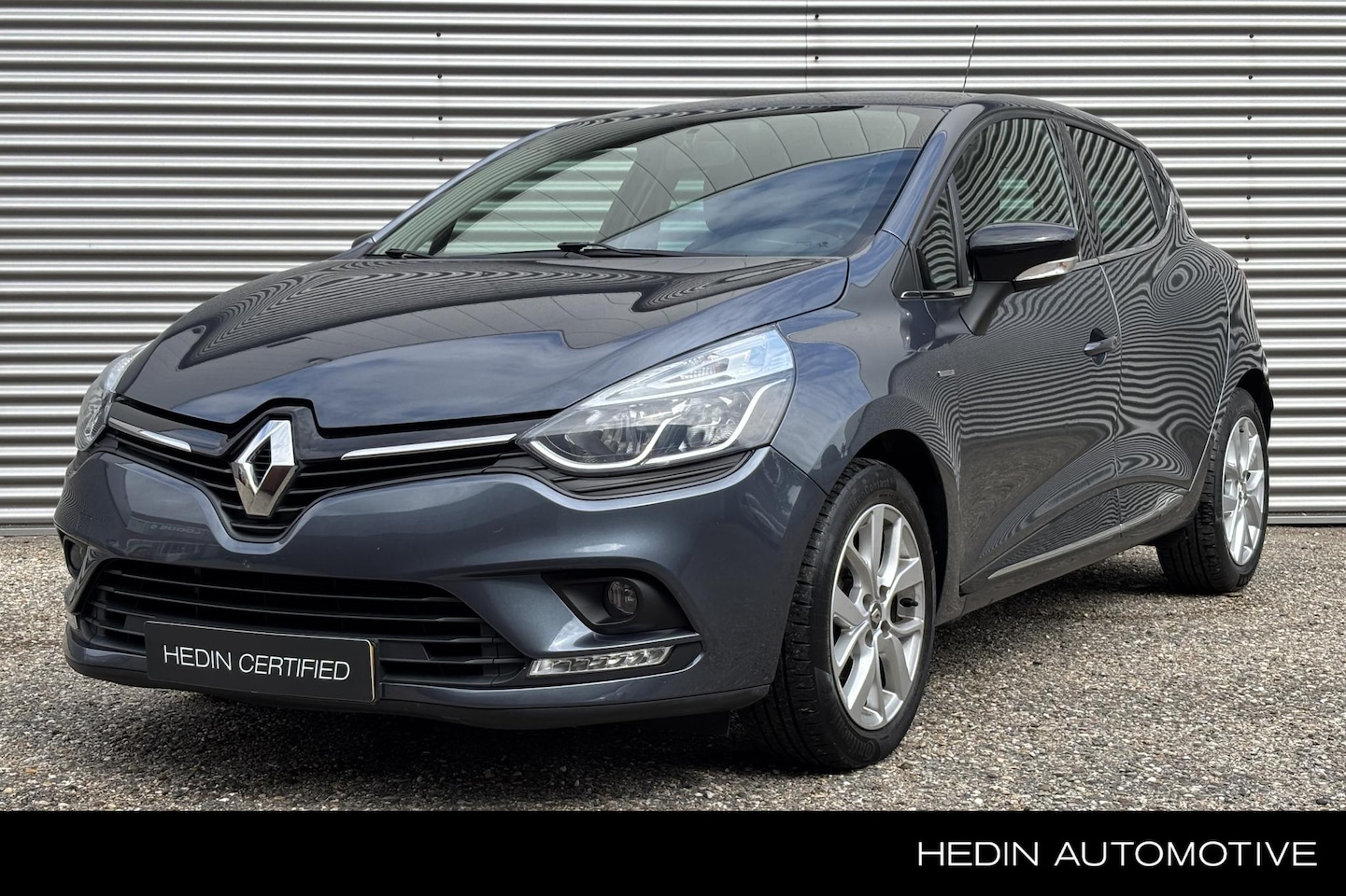 Renault Clio - 0.9 TCe Limited Nederlandse Auto / Eerste Eigenaar / Parkeersensoren achter/ Cruise Contro - AutoWereld.nl