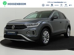 Volkswagen T-Roc - 1.0 TSI Life Edition | Achteruitrijcamera | Adaptive cruise control | Apple Carplay / Andr