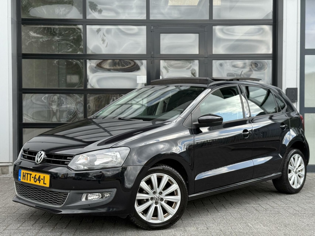 Volkswagen Polo - 1.2 TSI 105PK Style / PANO / Highline / LUXE - AutoWereld.nl