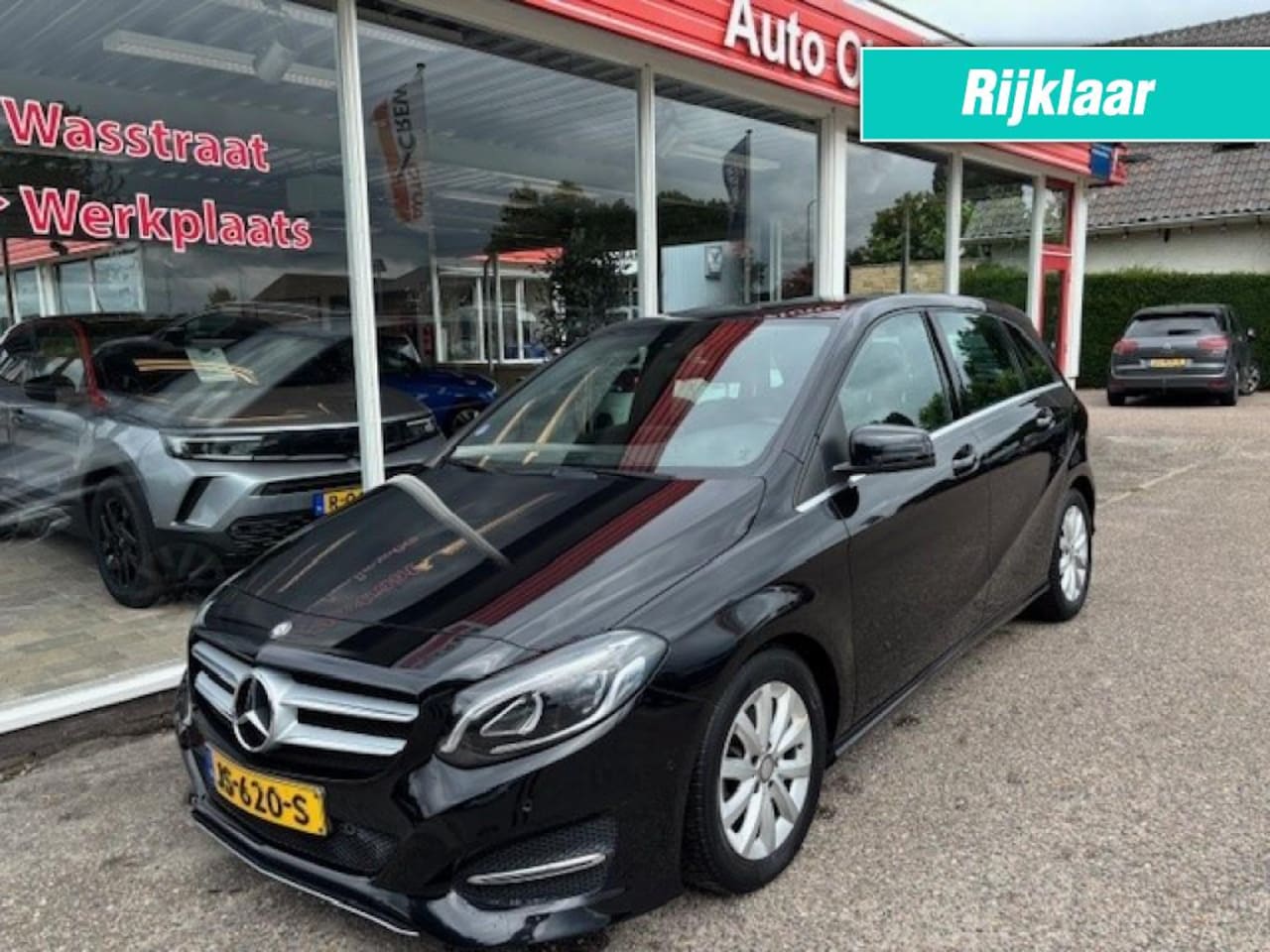 Mercedes-Benz B-klasse - B180 Lease Ed. Ambition Aut., Navi, Clima, Cruise, PDC - AutoWereld.nl