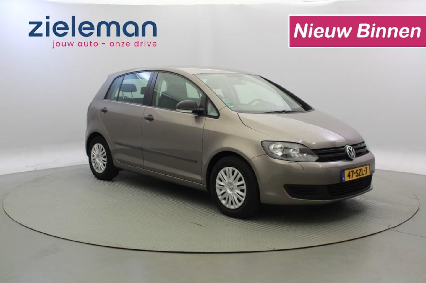 Volkswagen Golf Plus - 1.4 TSI Comfortline - Cruise, Clima, Trekhaak - AutoWereld.nl