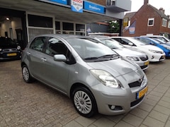 Toyota Yaris - 1.3 VVT-I ASPIRATION