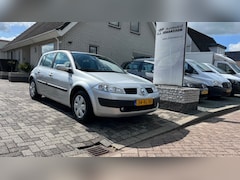 Renault Mégane - Megane 1.4 16V Tech Road