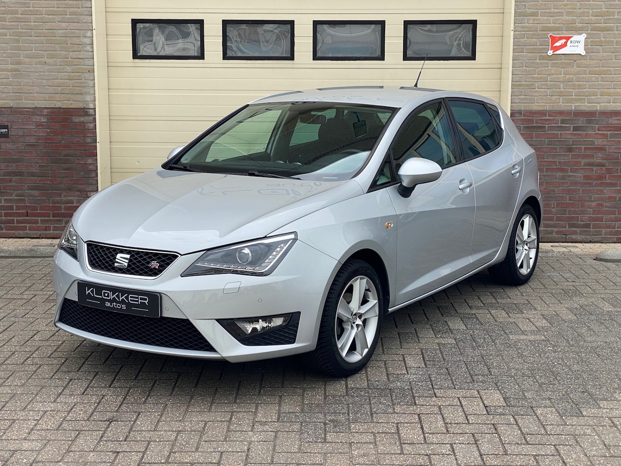 SEAT Ibiza - 1.0 EcoTSI FR Connect 12 MND garantie | Carplay | Stoelverw. | Xenon - AutoWereld.nl