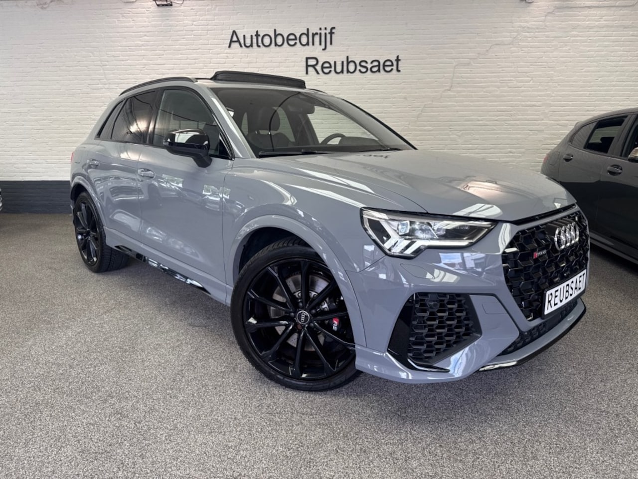 Audi RSQ3 - 2.5 Tfsi 400Pk RS Panodak Carbon Clima Navi CarPlay Incl 12Mnd Garantie - AutoWereld.nl