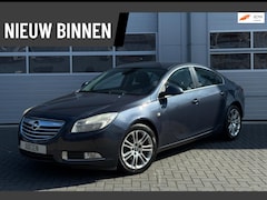 Opel Insignia - 1.8 Edition / Climate Control / Cruise / Pdc /