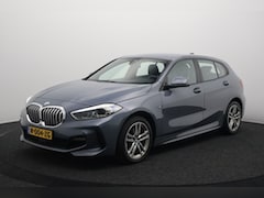 BMW 1-serie - 118 118i High Executive M-Sport | Automaat | Carplay&Android | Stoel/Stuurverwarming