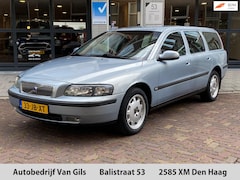 Volvo V70 - 2.4 T AWD Gtr. C.L. AUTOMAAT | 1/2 LEDER | AIRCO | TREKHAAK | LMV |