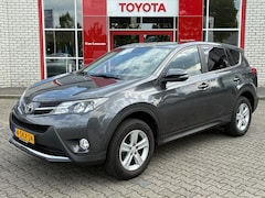 Toyota RAV4 - 2.0 VVT-i DYNAMIC 4WD TREKHAAK 2000KG TREKGEW CLIMA CRUISE BLUETOOTH CAMERA 17" LM-VELGEN