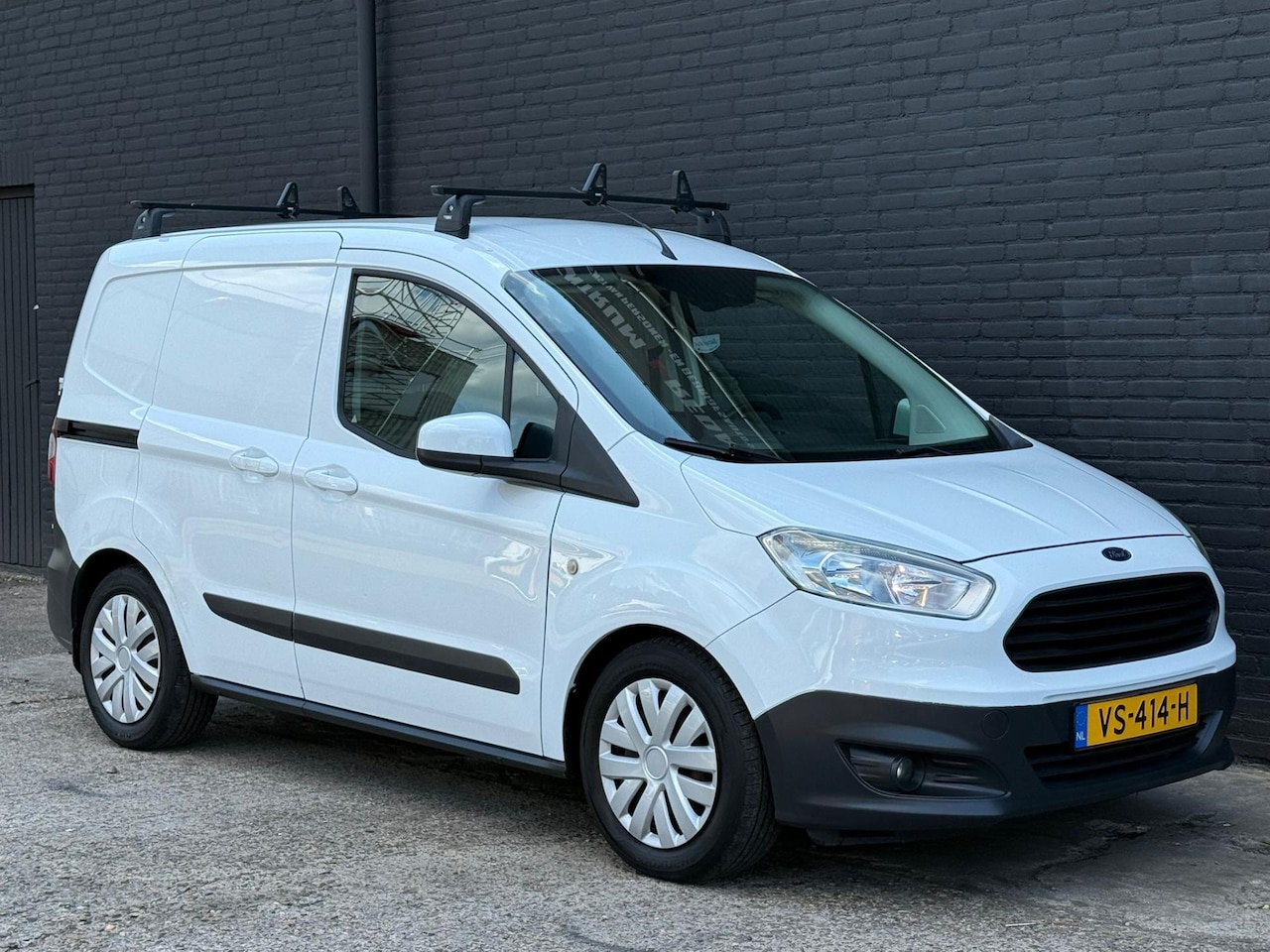 Ford Transit Courier - 1.5 TDCI Trend AIRCO | ELEK RAMEN | NWE APK - AutoWereld.nl