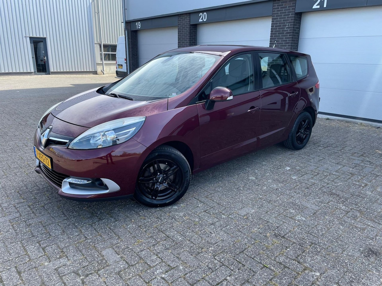 Renault Grand Scénic - 1.2 TCe Expression 1.2 TCe Expression - AutoWereld.nl