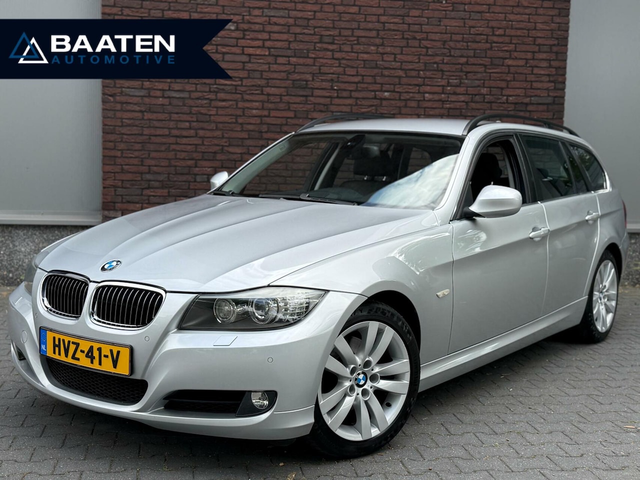 BMW 3-serie Touring - 325i High Executive|218PK|Facelift|Navi.pro|Leder|Xenon|Trekhaak - AutoWereld.nl