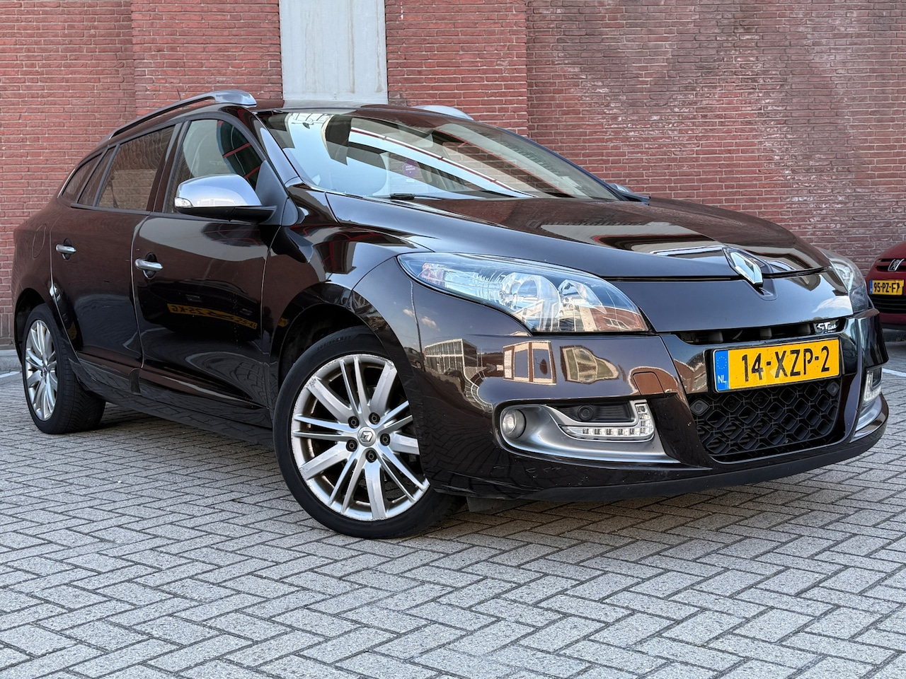 Renault Mégane Estate - 1.5 dCi GT-Line|LEDER|NAVI|BOSE|TREKHAAK - AutoWereld.nl