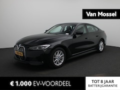 BMW i4 - eDrive35 70 kWh | ACHTERUITRIJCAMERA | APPLE CARPLAY - ANDROID AUTO | CLIMATE CONTROL | EL
