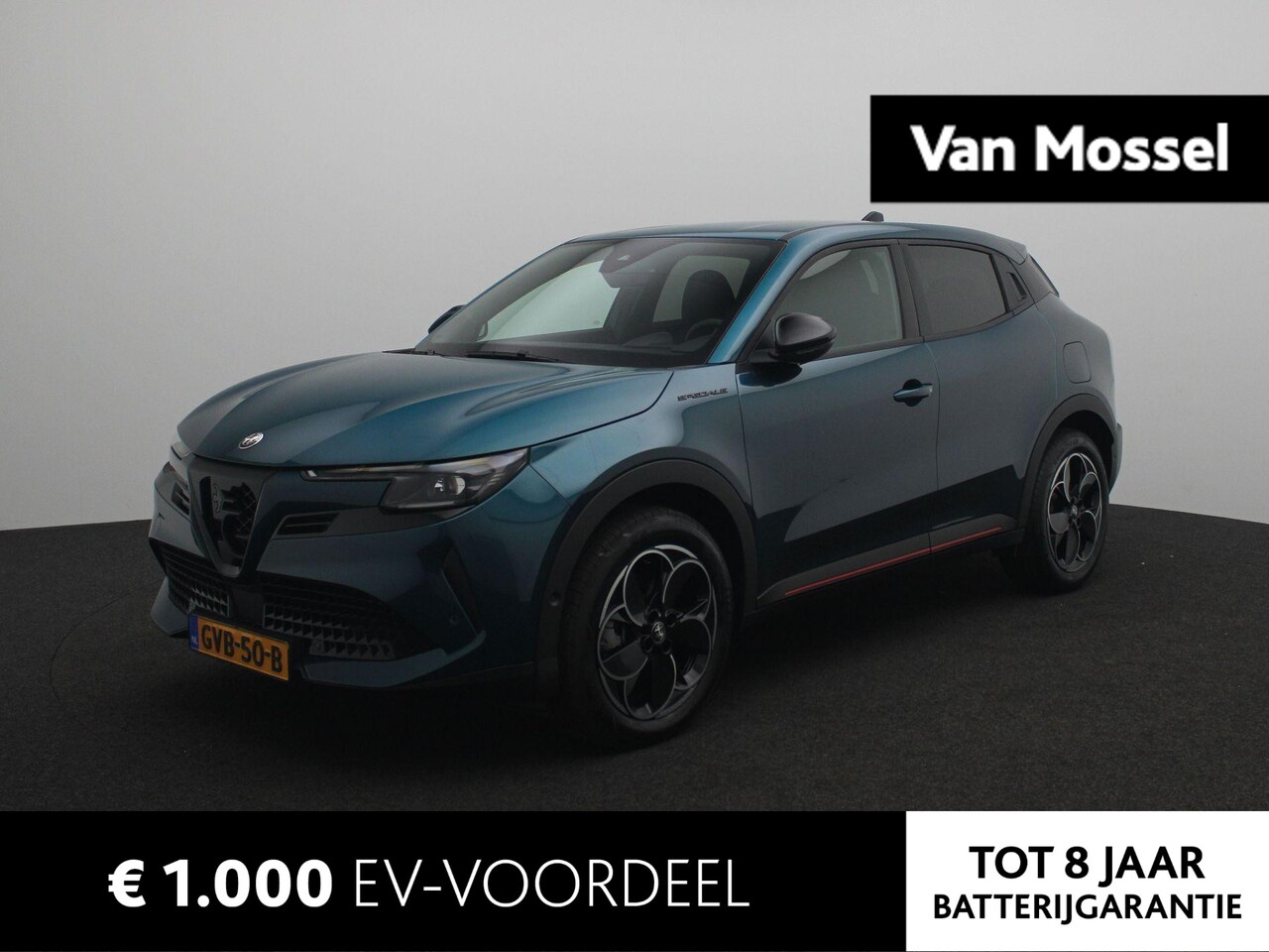 Alfa Romeo Junior - Elettrica Speciale 54 kWh | Full Matrix koplampen | 360 parkeersensoren | Apple & android - AutoWereld.nl