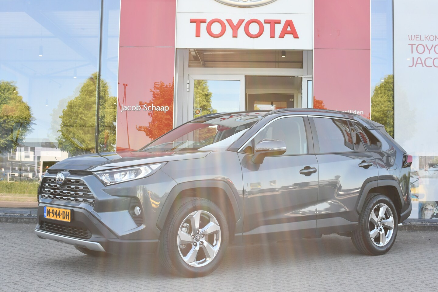 Toyota RAV4 - 2.5 Hybrid TeamNL Automaat 218pk | Trekhaak afneembaar | Apple Carplay/Android Auto | PDC - AutoWereld.nl