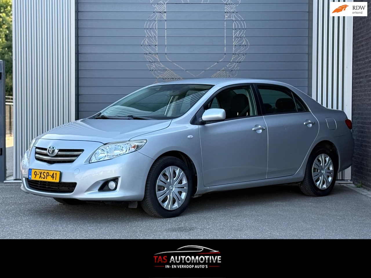 Toyota Corolla - 1.6-16V Sol CLIMA / CRUISE / PDC / APK - AutoWereld.nl