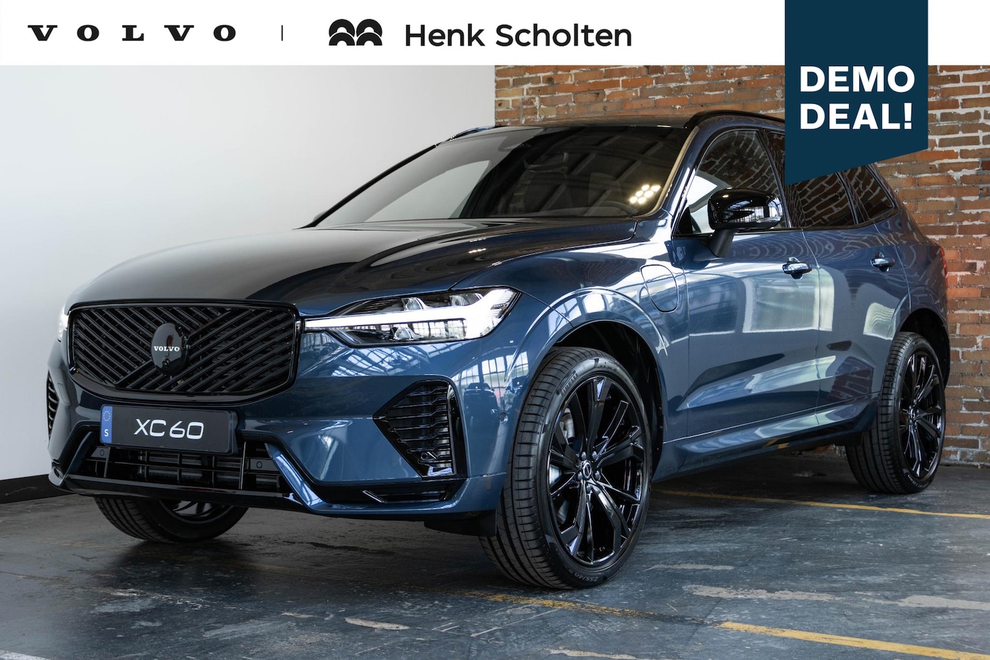 Volvo XC60 - T6 Plug-in hybrid AWD Plus Black Edition | Nieuw model! | Direct leverbaar | Adaptive crui - AutoWereld.nl