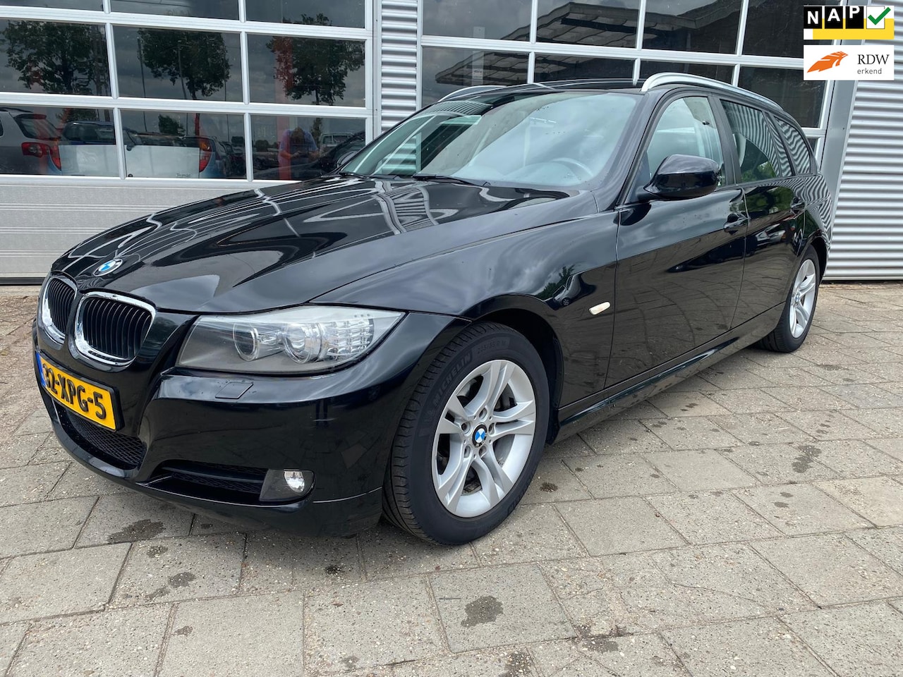 BMW 3-serie Touring - 318i Corporate Lease Luxury Line 318i Corporate Lease Luxury Line - AutoWereld.nl