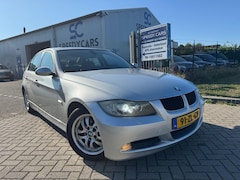 BMW 3-serie - 320i High Executive Navi Schuifdak Leer Clima PDC