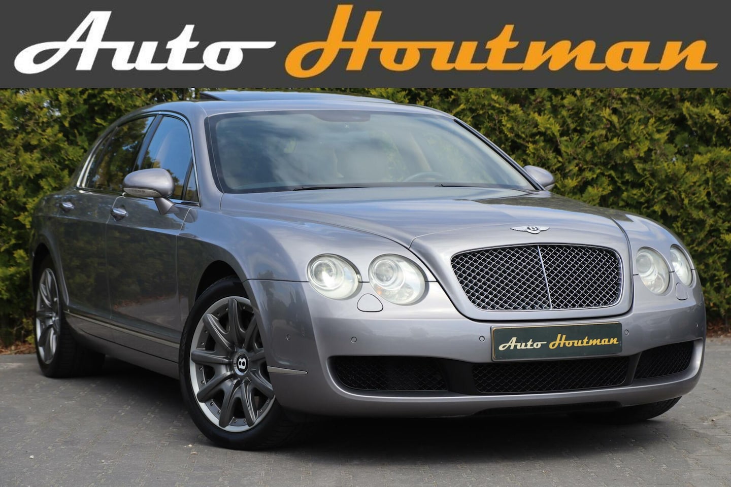 Bentley Continental Flying Spur - 6.0 W12 561PK Nl auto|Schuifdak|Carplay|Luxe leder|Soft close|Luchtvering|incl. Btw|Nw Pri - AutoWereld.nl