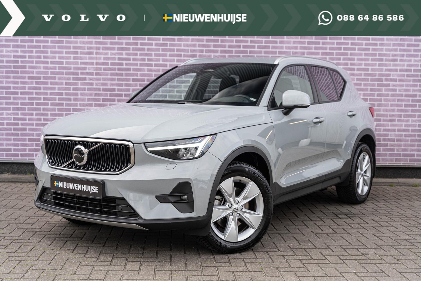 Volvo XC40 - B4 Core | Trekhaak | Stoel-/stuur-/achterbankverwarming | Parkeerverwarming | Camera | Key - AutoWereld.nl