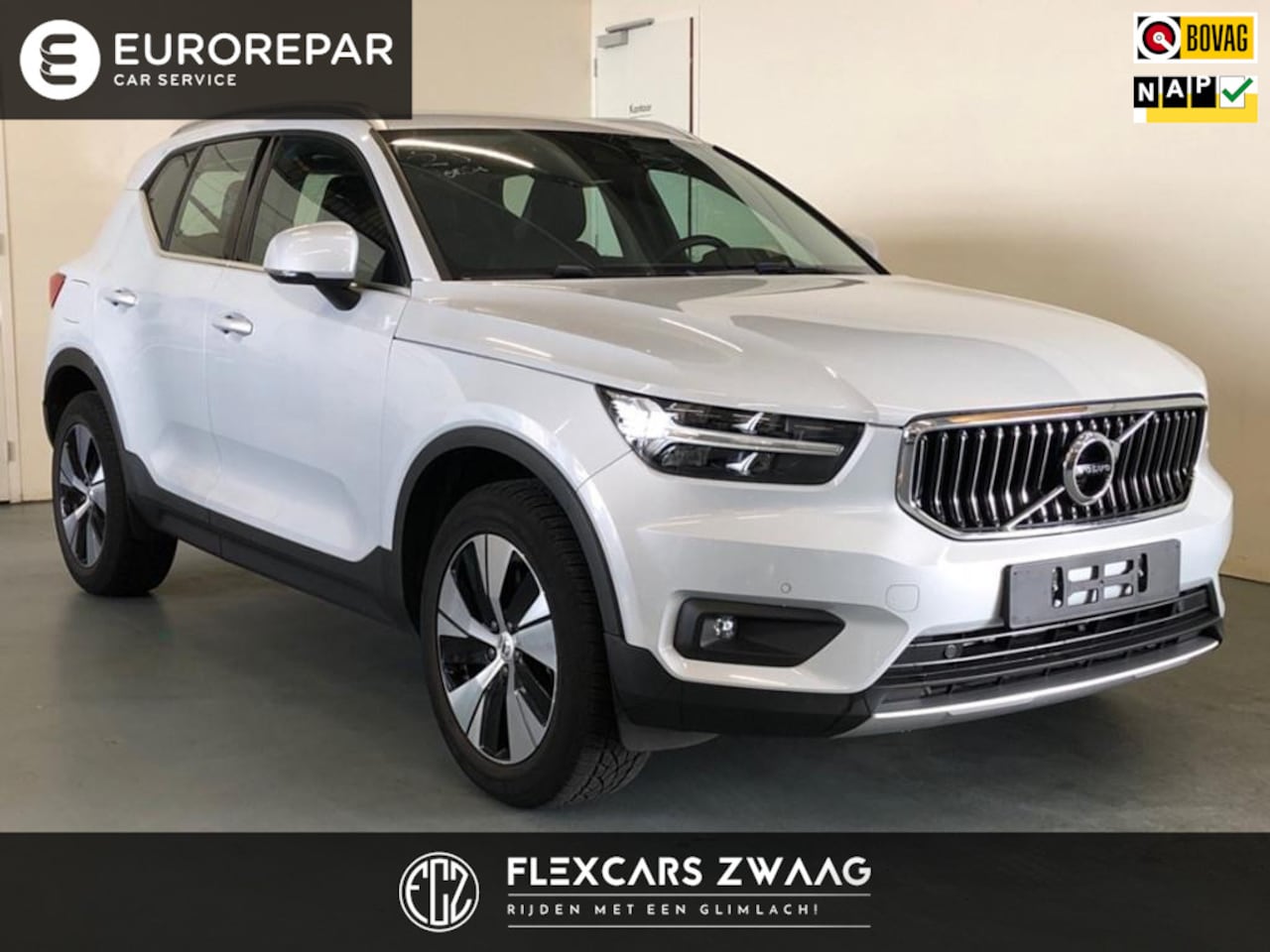 Volvo XC40 - 1.5 T4 Recharge Inscription Expression - Automaat - Navi - Leder - Parkeerhulp - AutoWereld.nl