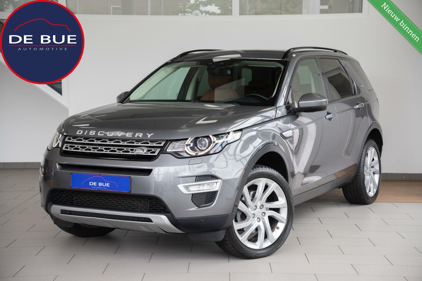 Land Rover Discovery Sport - 2.2 SD4|190PK 4WD|HSE Luxury|2e Eig|Leder|Panoramadak|Trekhaak|Camera|Volledig Onderhouden - AutoWereld.nl